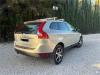Usado Volvo XC60 Momentum 136 CV (100 kW) 2011 Verde SUV