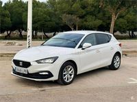 Usado Seat Leon Style 110 CV (80 kW) 2021 Blanco Berlina