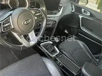 Usado Kia XCeed 115 CV (84 kW) 2020 Granate SUV