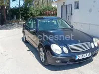 Usado Mercedes E320 Elegance 204 CV (150 kW) 2006 Azul Berlina