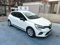 Käytetty Renault Clio V SE 67 HP (49 kW) 2022 Valkoinen Sedan
