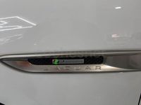 Usado Jaguar F-Pace R-Sport 180 CV (132 kW) 2018 Blanco SUV