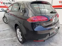 Usado Seat Leon Stylance 102 CV (75 kW) 2007 Negro Utilitario