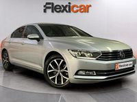 Usado VW Passat Advance 150 CV (110 kW) 2019 Gris Familiar