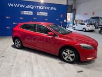 Usado Volvo V40 Kinetic 150 CV (110 kW) 2012 Rojo Utilitario