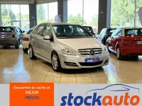 Usado Mercedes B180 109 CV (80 kW) 2008 Beige Monovolumen