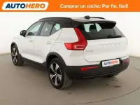 Usado Volvo XC40 Pro 300 kW (408 CV) 2021 Blanco SUV