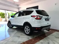 Usado Ford Kuga Titanium 180 CV (132 kW) 2017 Blanco SUV