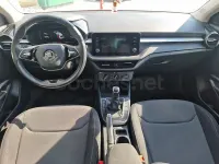 Usado Skoda Fabia Ambition 110 CV (80 kW) 2022 Rojo Utilitario