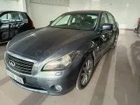 Usado Infiniti Q70 238 CV (175 kW) 2015 Gris / plata Berlina
