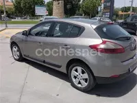 Usado Renault Mégane 105 CV (77 kW) 2010 Marrón Berlina