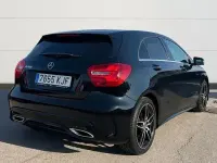 Usado Mercedes A180 AMG line 122 CV (89 kW) 2018 Negro Berlina