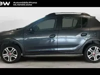 Usado Dacia Sandero 90 CV (66 kW) 2019 Gris Berlina