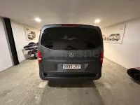 Usado Mercedes V200 136 CV (100 kW) 2016 Gris / plata Monovolumen