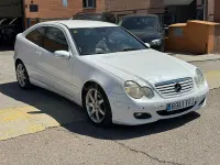 Usado Mercedes C200 Sport Edition 122 CV (89 kW) 2006 Blanco Berlina