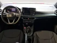 Usado Seat Arona Xperience 115 CV (84 kW) 2025 Rojo SUV