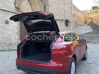 Usado Jaguar F-Pace Prestige 180 CV (132 kW) 2018 Granate SUV