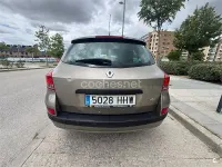 Usado Renault Clio Dynamique 90 CV (66 kW) 2012 Beige Familiar