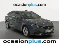Usado Seat Leon FR 150 CV (110 kW) 2021 Gris / plata Familiar