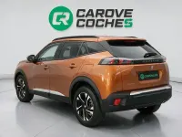 Usado Peugeot 2008 Style 110 CV (80 kW) 2021 Naranja SUV