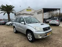 Usado Toyota RAV4 Sol 116 CV (85 kW) 2004 Gris / plata SUV