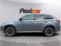 Usado Mitsubishi Outlander P-HEV 203 CV (149 kW) 2017 Gris SUV