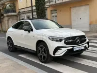 Usado Mercedes GLC300e 333 CV (244 kW) 2025 Blanco Coupe