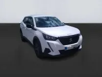 Usado Peugeot 2008 Active 110 CV (80 kW) 2021 Blanco SUV