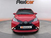 Usado Toyota Aygo X-play 72 CV (52 kW) 2018 Rojo Utilitario