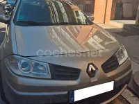 Usado Renault Mégane Extreme 110 CV (80 kW) 2006 Beige Berlina