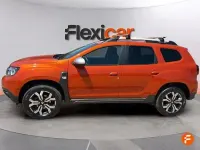Usado Dacia Duster Essentiel 100 CV (73 kW) 2021 Naranja SUV