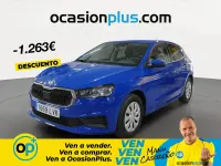 Usado Skoda Fabia Active 80 CV (58 kW) 2021 Azul Utilitario