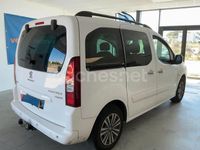 Usado Peugeot Partner Tepee Active 100 CV (73 kW) 2016 Blanco Monovolumen
