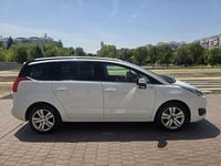Usado Peugeot 5008 Style 131 CV (96 kW) 2016 Blanco Monovolumen