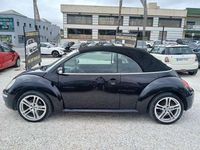Usado VW Beetle Cabriolet 99 CV (72 kW) 2007 Negro Descapotable