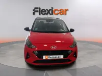 Usado Hyundai i10 84 CV (61 kW) 2020 Rojo Utilitario