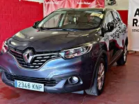 Usado Renault Kadjar LIMITED 130 CV (95 kW) 2018 Gris / plata SUV