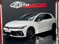 Usado VW Golf VIII R 333 CV (244 kW) 2026 Blanco Berlina