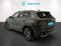 Usado VW Tiguan R-line 150 CV (110 kW) 2025 Verde SUV