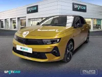Usado Opel Astra 131 CV (96 kW) 2024 Amarillo Familiar