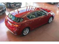 Usado Lexus CT200h Executive Line 136 CV (100 kW) 2021 Rojo Utilitario