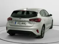 Używany Ford Focus ST-Line 125 KM (91 kW) 2023 Szary Sedan/Limuzyna