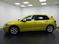 Usado VW Golf VIII Life 150 CV (110 kW) 2020 Verde