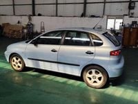 Usado Seat Ibiza Sport 100 CV (73 kW) 2003 Azul Utilitario