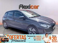 Usado Hyundai i20 84 CV (61 kW) 2024 Gris Utilitario