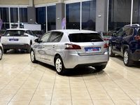 Usado Peugeot 308 Style 100 CV (73 kW) 2016 Gris / plata Berlina