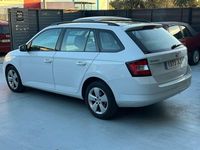 Usado Skoda Fabia Style 110 CV (80 kW) 2016 Blanco Familiar