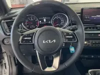 Nuevo Kia Ceed Style 100 CV (73 kW) 2025 Gris Utilitario