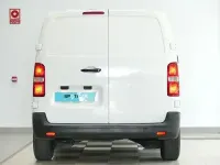 Usado Citroën Jumpy Comfort 122 CV (89 kW) 2018 Blanco Monovolumen