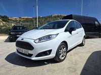 Usado Ford Fiesta Trend 101 CV (74 kW) 2016 Blanco Utilitario
